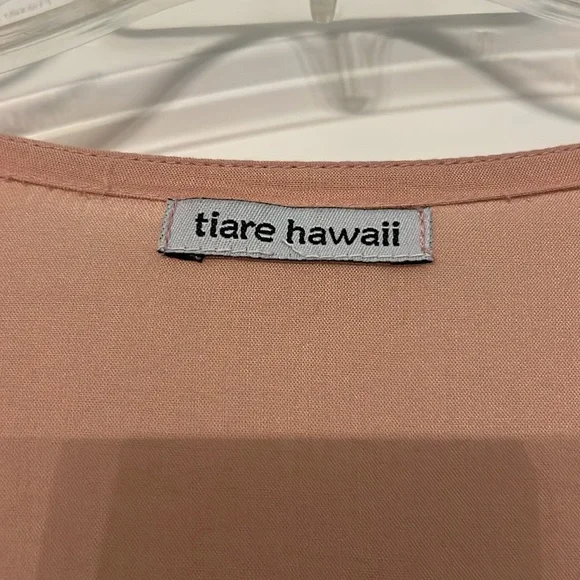 Light weight never worn kimono coral/pink - Picture 3 of 8